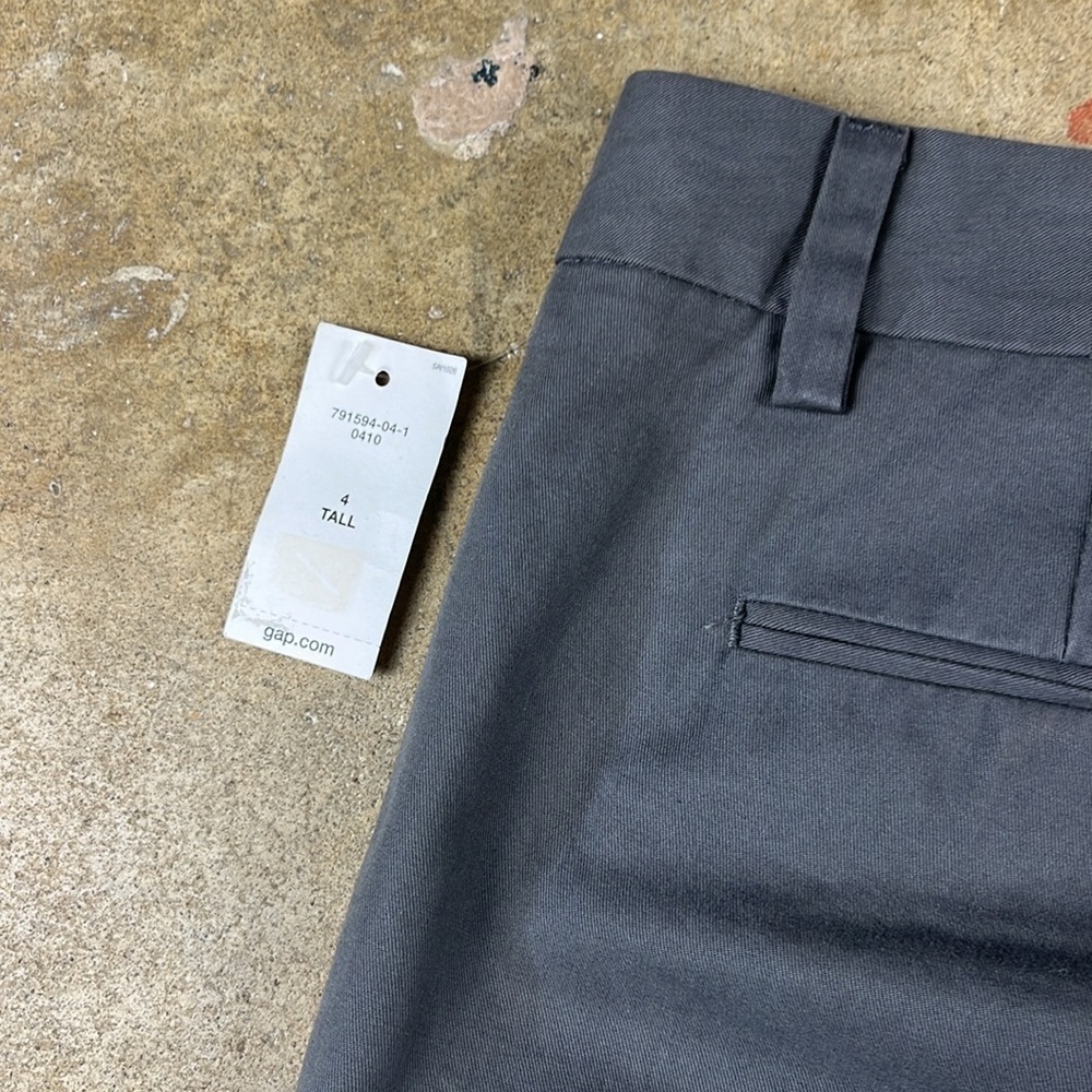GAP Gray Chinos Versatile Cotton Blend
Size: 4 Tall - Picture 4 of 9